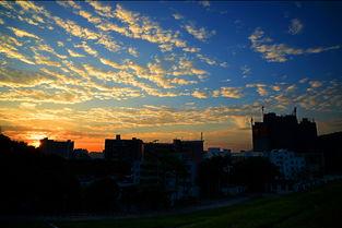 日韩日出水视频在线观看,在线观看视频，感受东方日出魅力